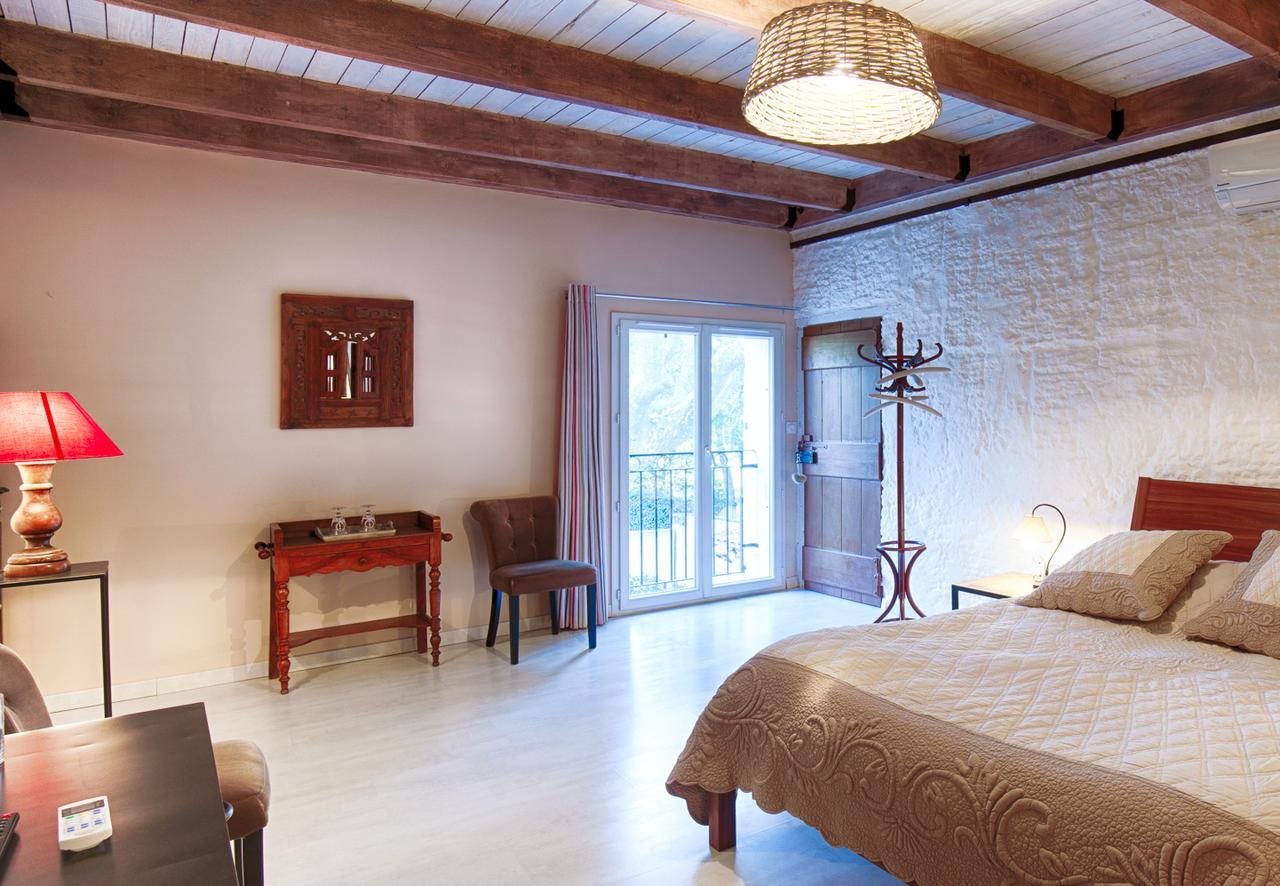 Saint-Andiol 마스 드 라 두쉐르 B&B 외부 사진