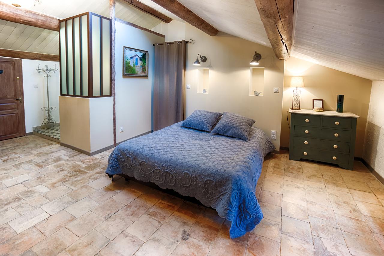 Saint-Andiol 마스 드 라 두쉐르 B&B 외부 사진