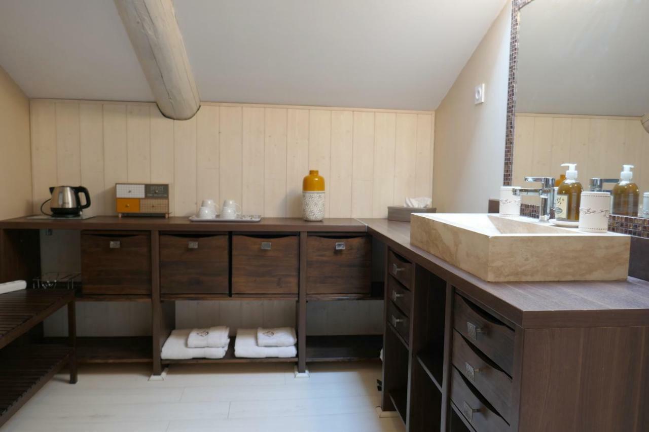 Saint-Andiol 마스 드 라 두쉐르 B&B 외부 사진